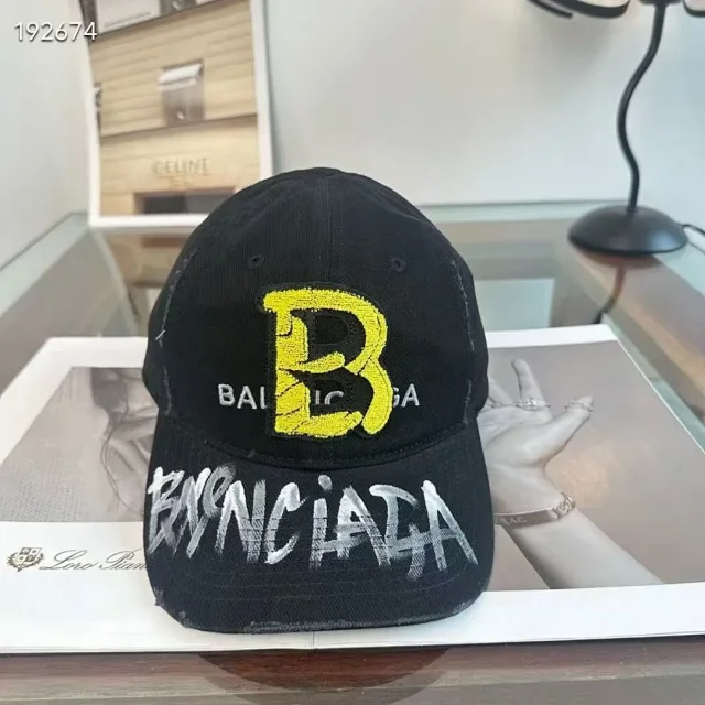 Chanel Hats CC Monogram Bucket Hat product detail image 11