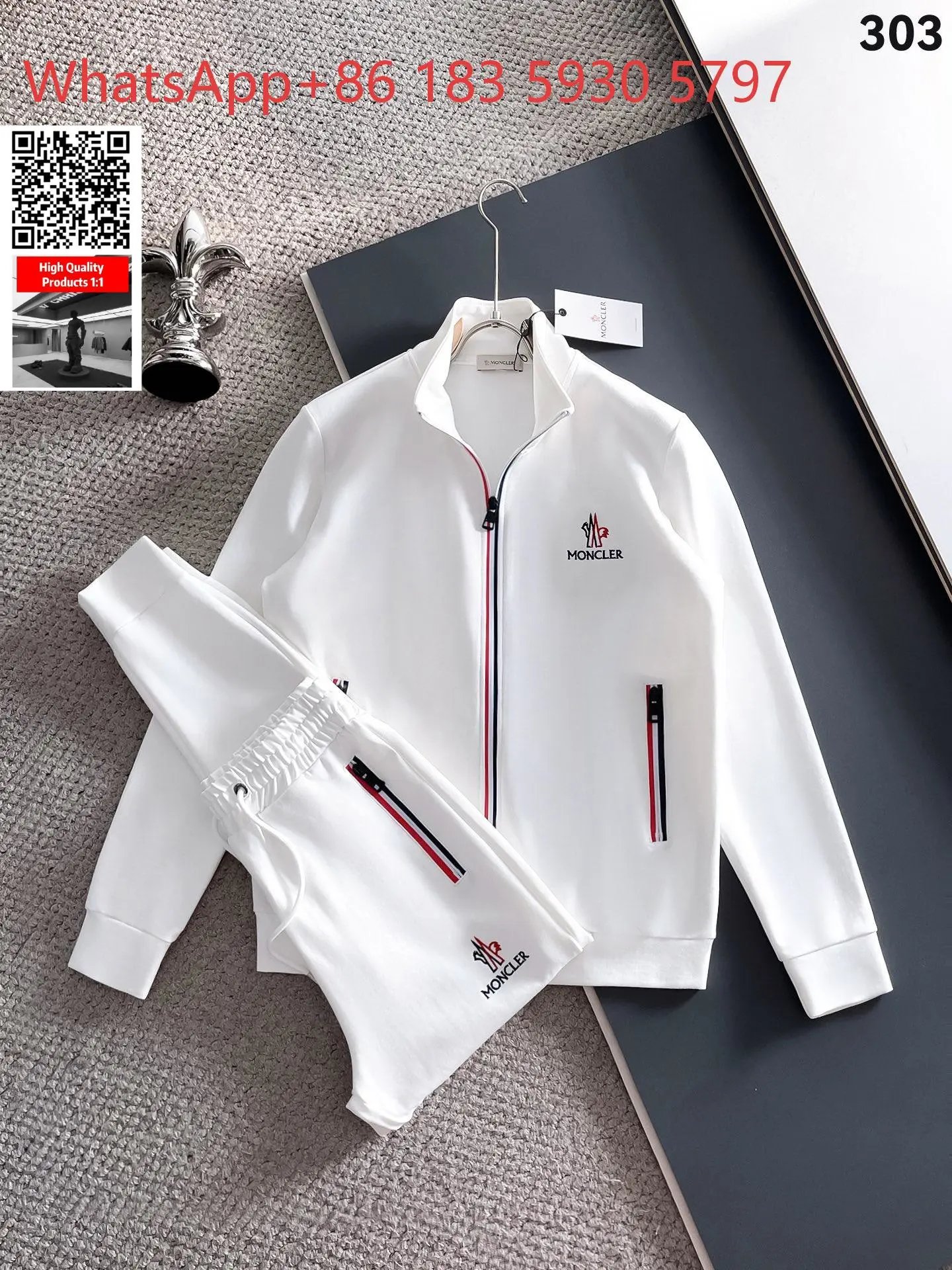 Moncler Mixed puffer jackets and tracksuit sets — Stand-up collar zip-up set-white