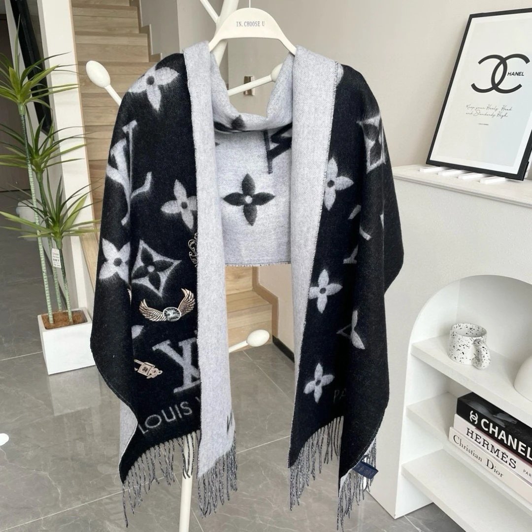 Louis Vuitton Cashmere Scarf Ver.C — QC