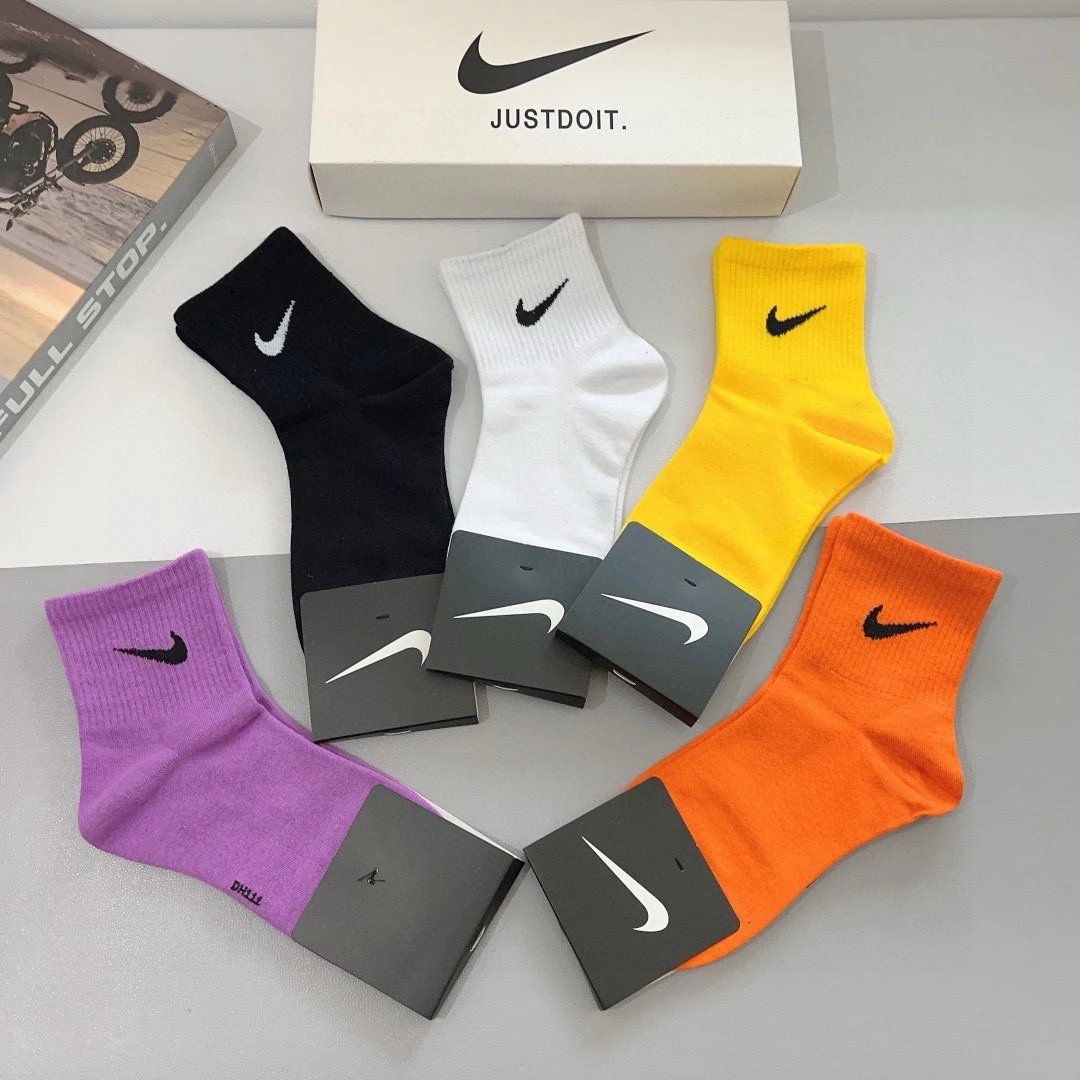 Nike Crew Socks Ver.C — Zdjęcie 7
