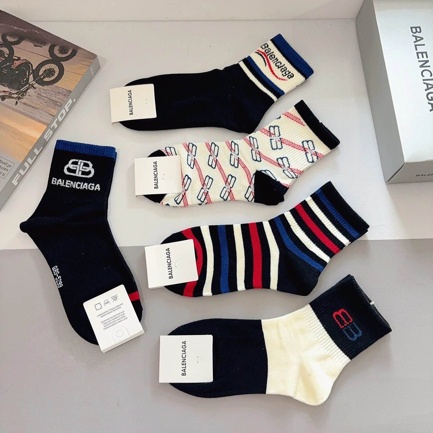 Balenciaga Crew Socks Ver.B — QC
