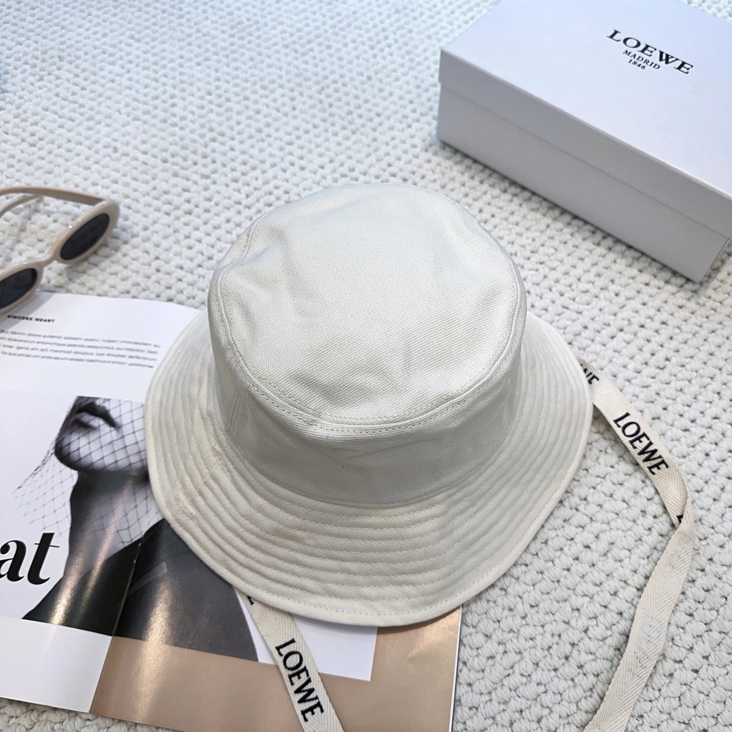 Loewe Bucket Hat Ver.B — photo 3