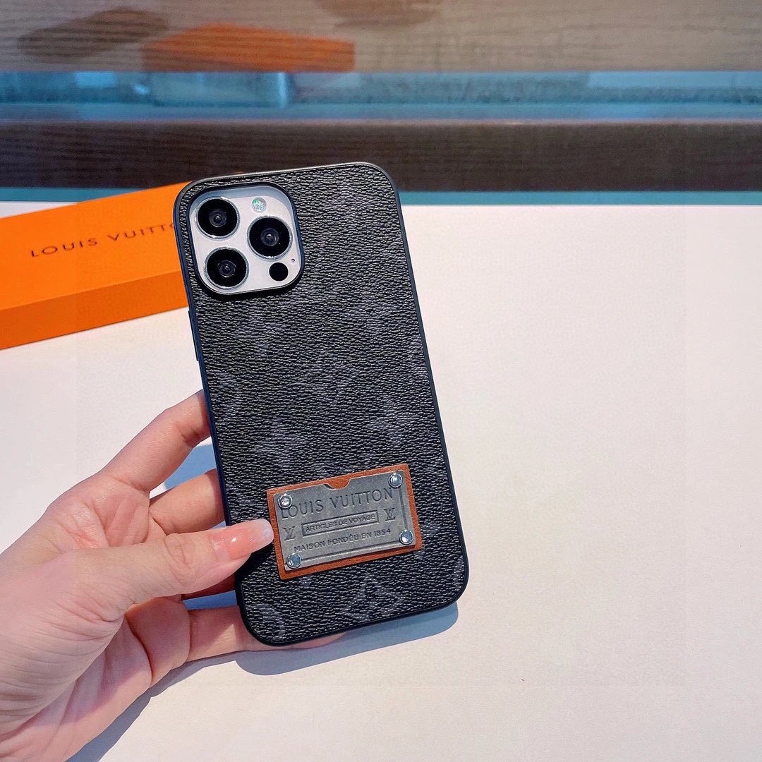 Louis Vuitton Phone Case Ver.B — Photo 4