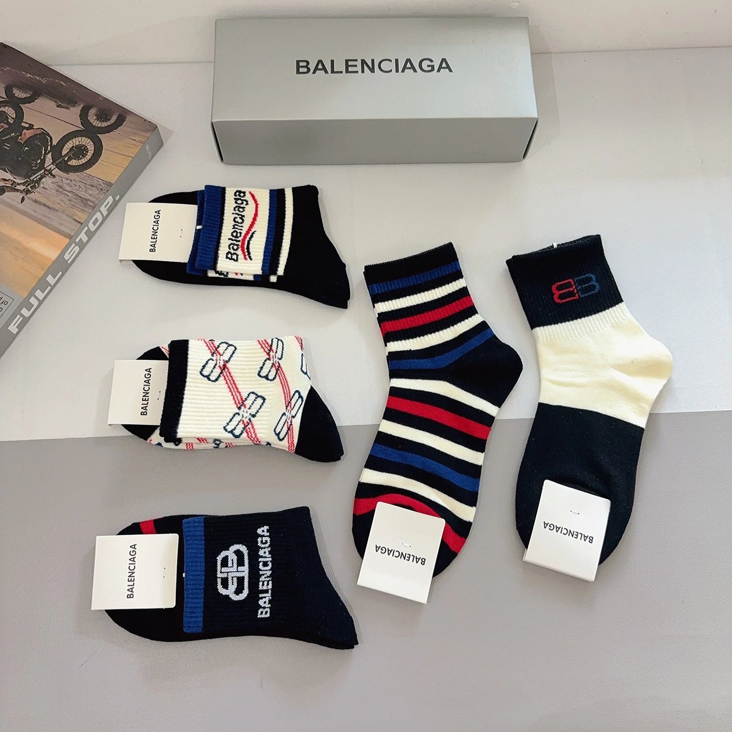 Balenciaga Crew Socks Ver.B — QC