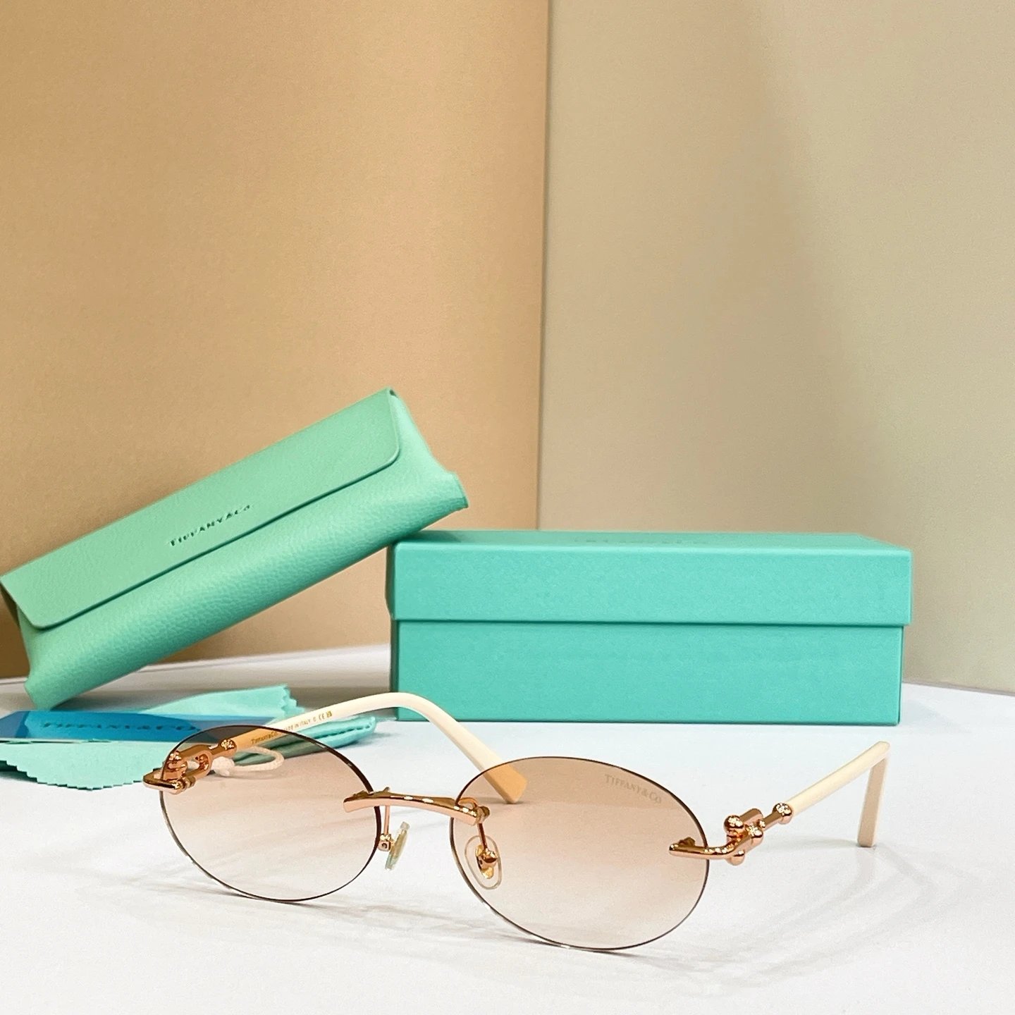 Tiffany TF3104D Sunglasses 58-18-140 — photo 6