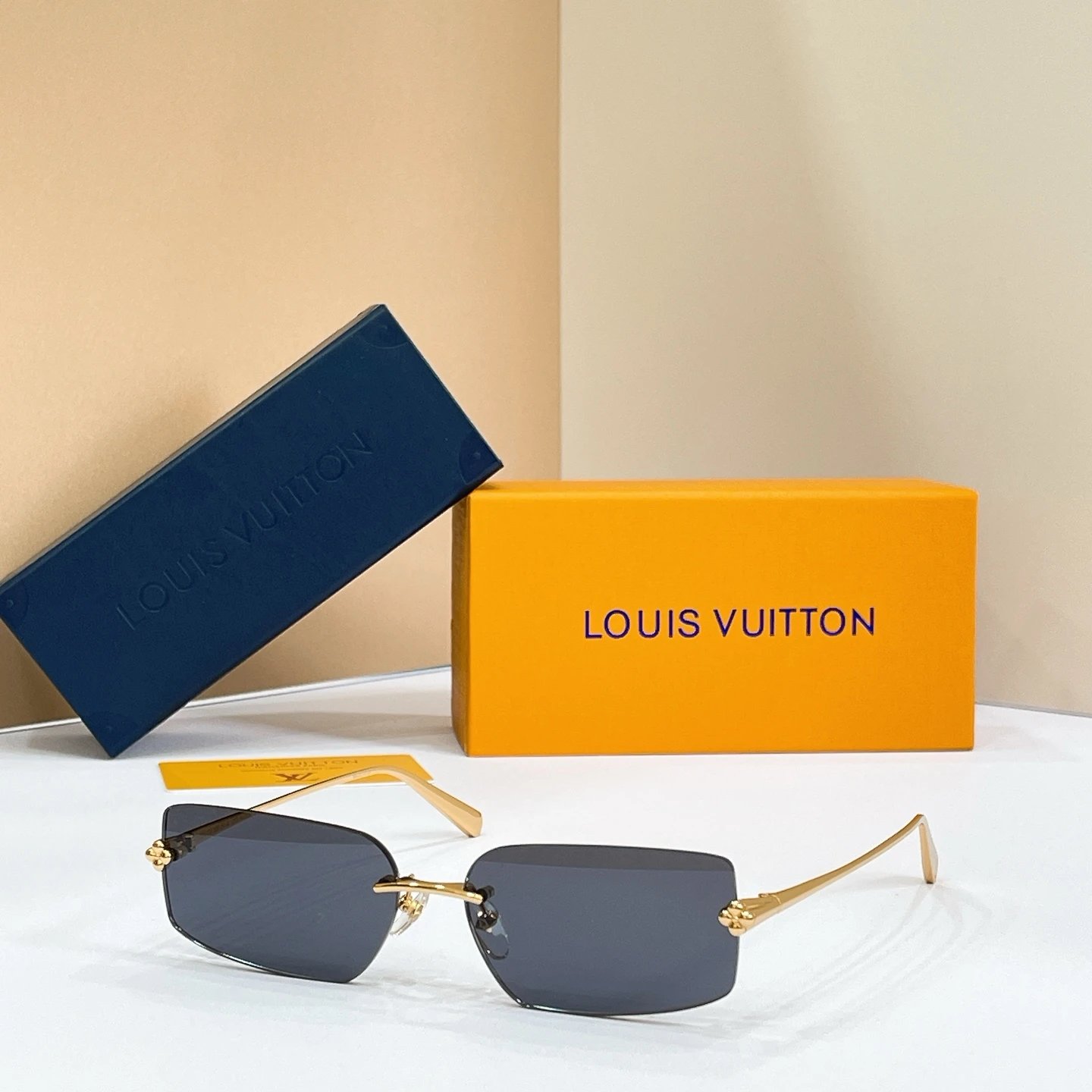 Louis Vuitton Sunglasses Ver.C — QC