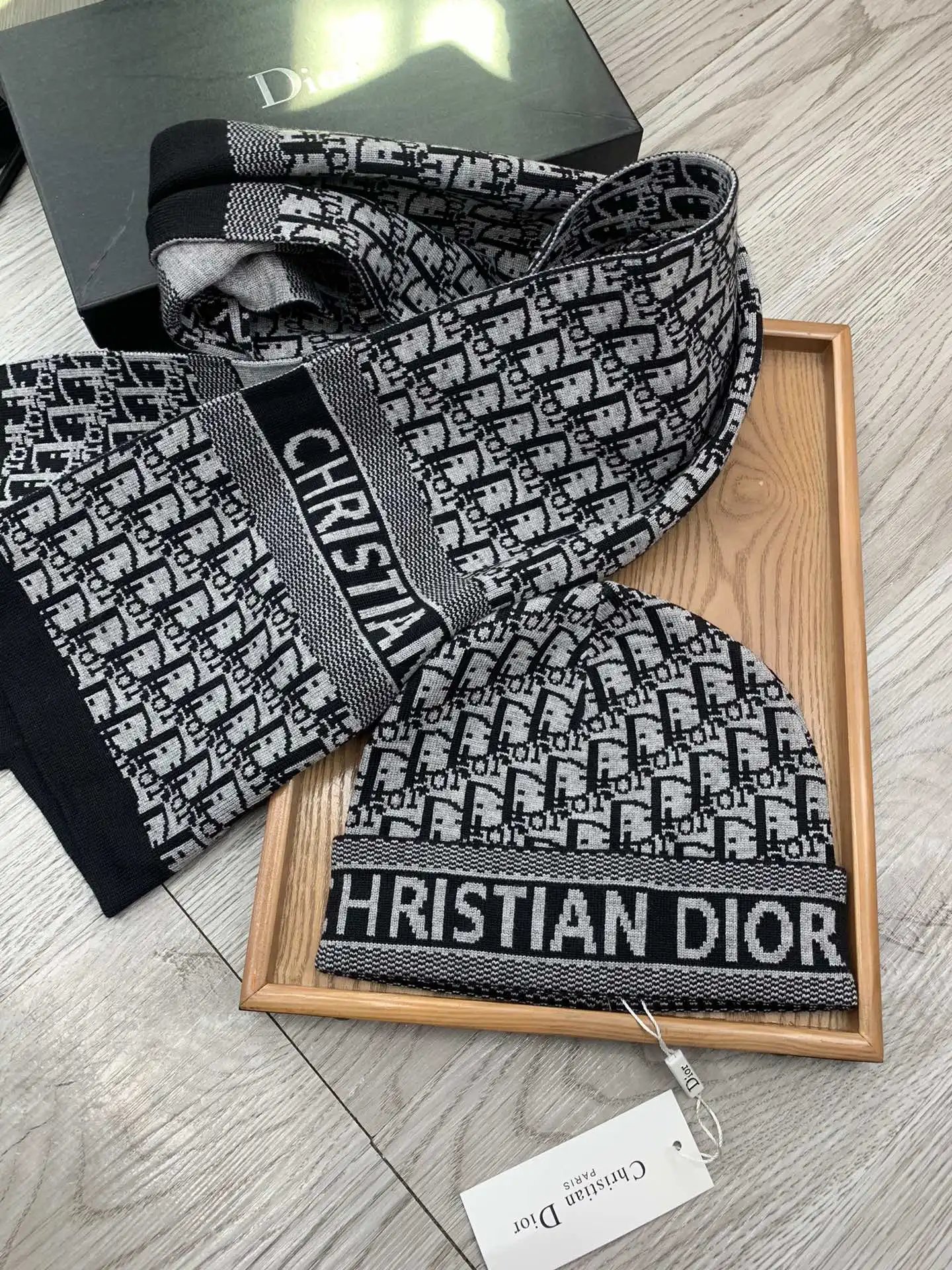 Dior Wool Rabbit Fur Scarf & Hat Set Ver.A — Photo 8