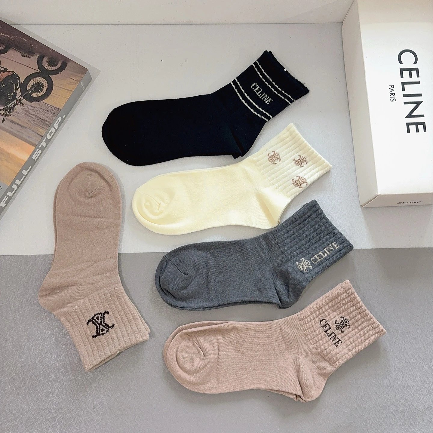 Celine Crew Cotton No-Show Socks Ver.A — Zdjęcie 5