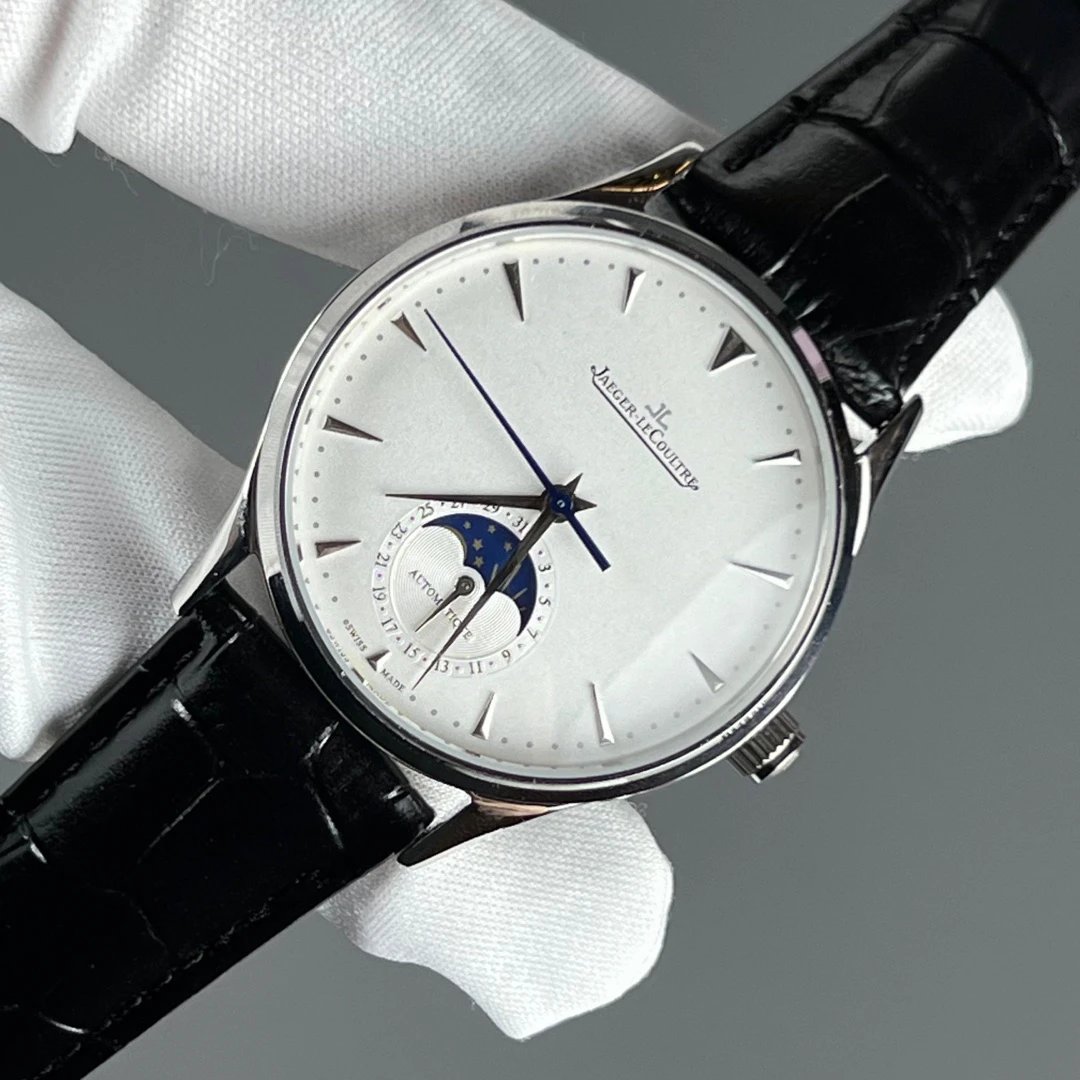 Jaeger-LeCoultre Master Automatic Watch 42mm — photo 3