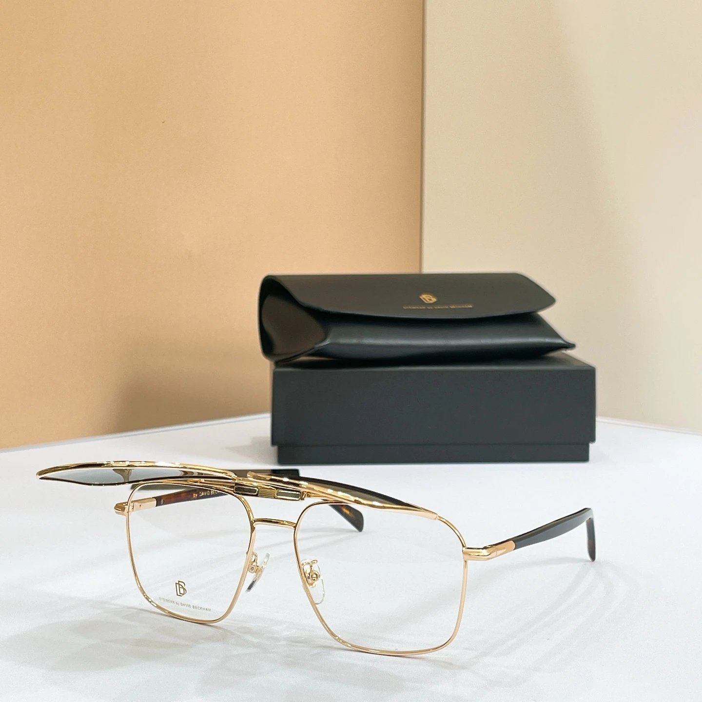 David Beckham DB 1187 Sunglasses Ver.B — photo 5