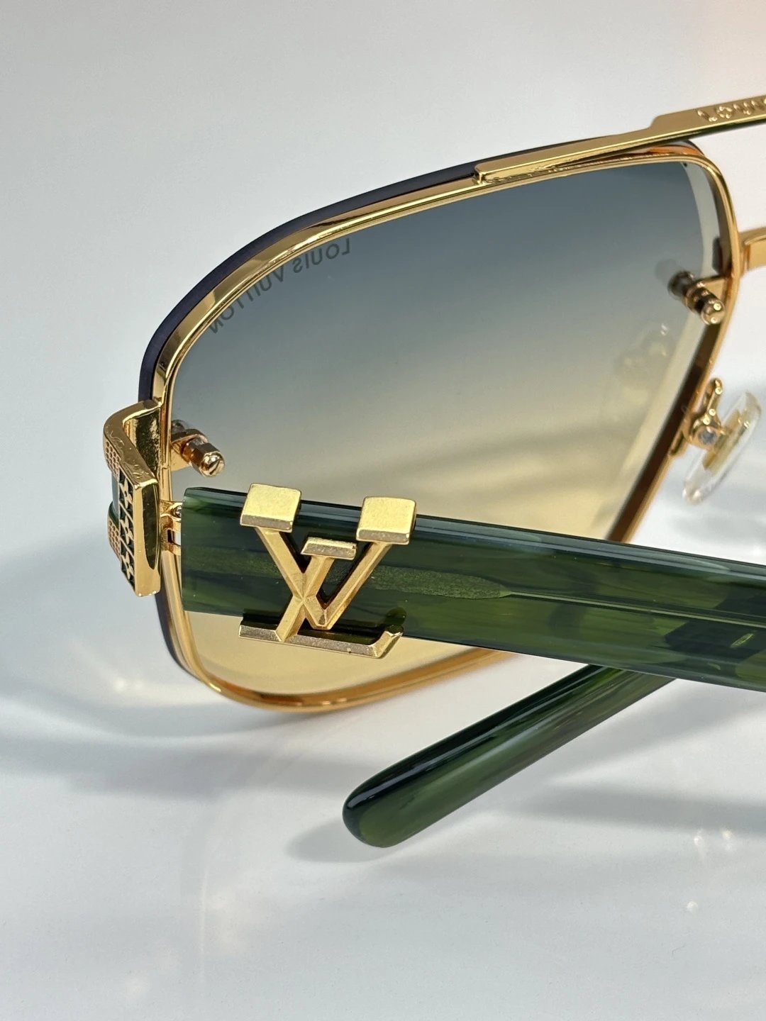 Louis Vuitton Z7214U Sunglasses 63-13-140 — Zdjęcie 7