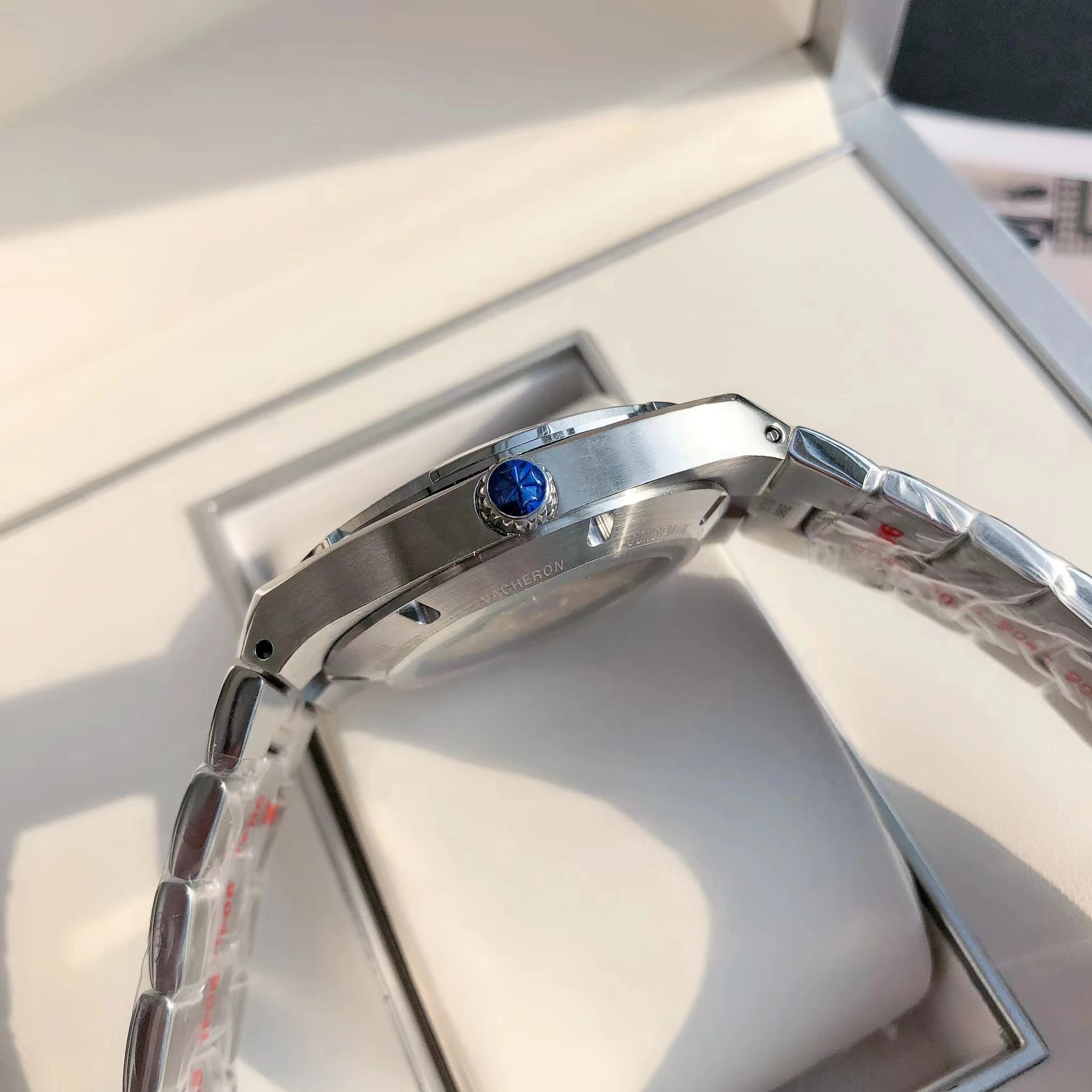 Vacheron Constantin Overseas Automatic Watch 41mm Ver.B — photo 6