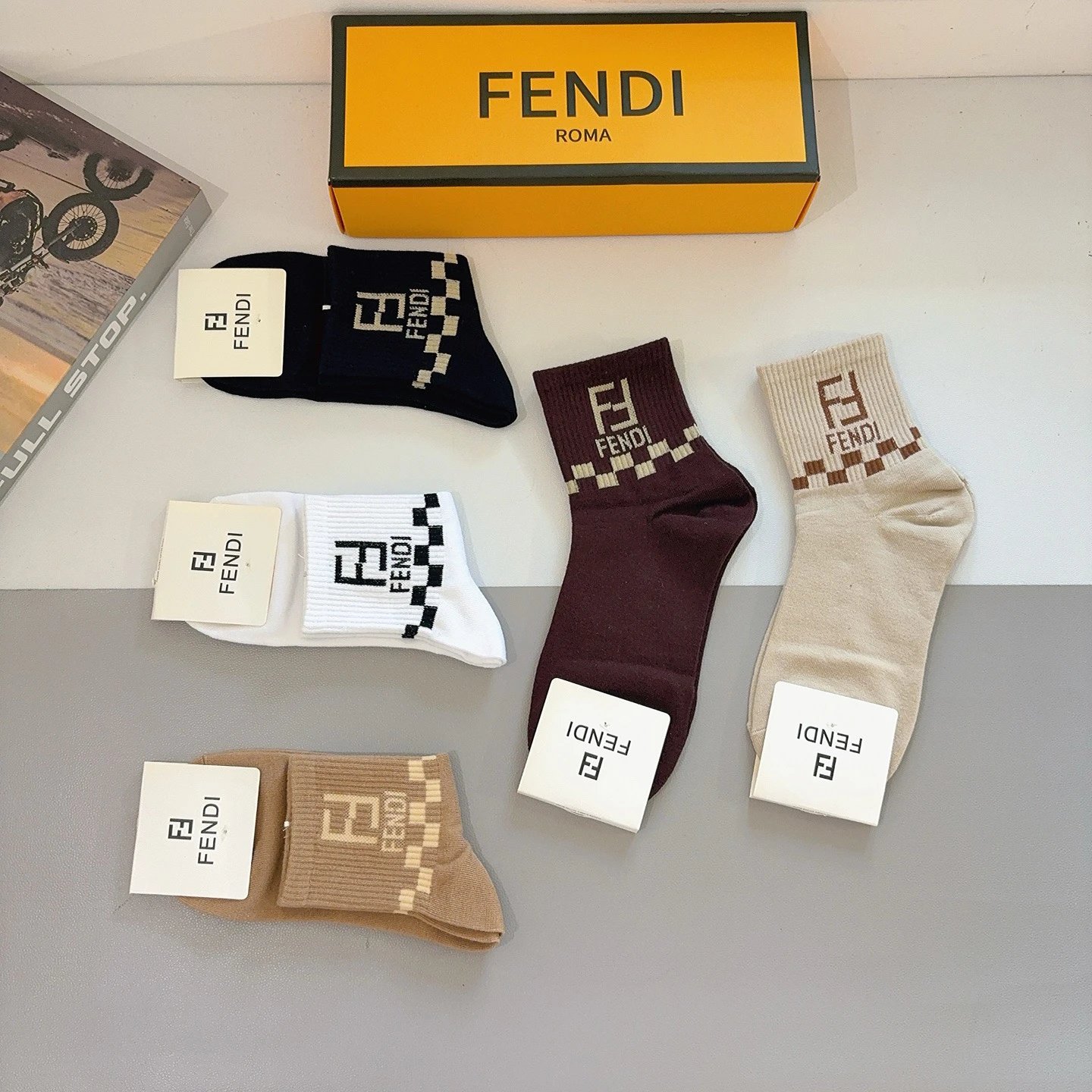 Fendi Crew Cotton Socks Ver.A — photo 7