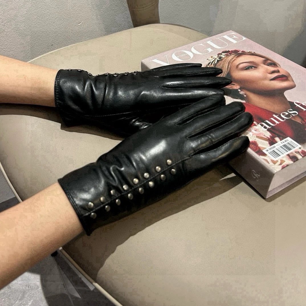 Chrome Hearts Lambskin Cashmere Gloves Ver.D — Photo 3