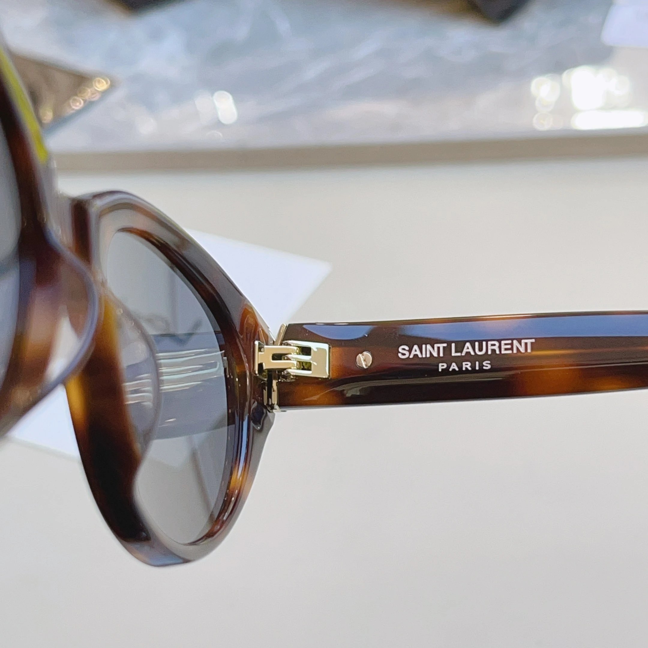 Saint Laurent Sunglasses Ver.E — photo 6