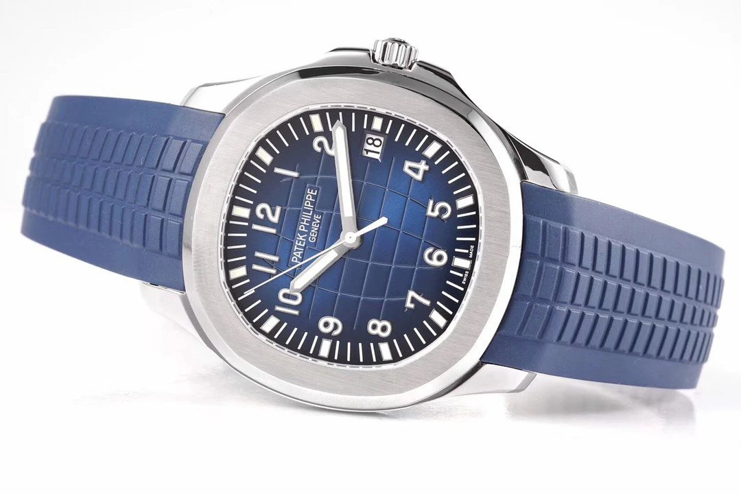 Patek Philippe Aquanaut Automatic Watch 38mm — photo 7