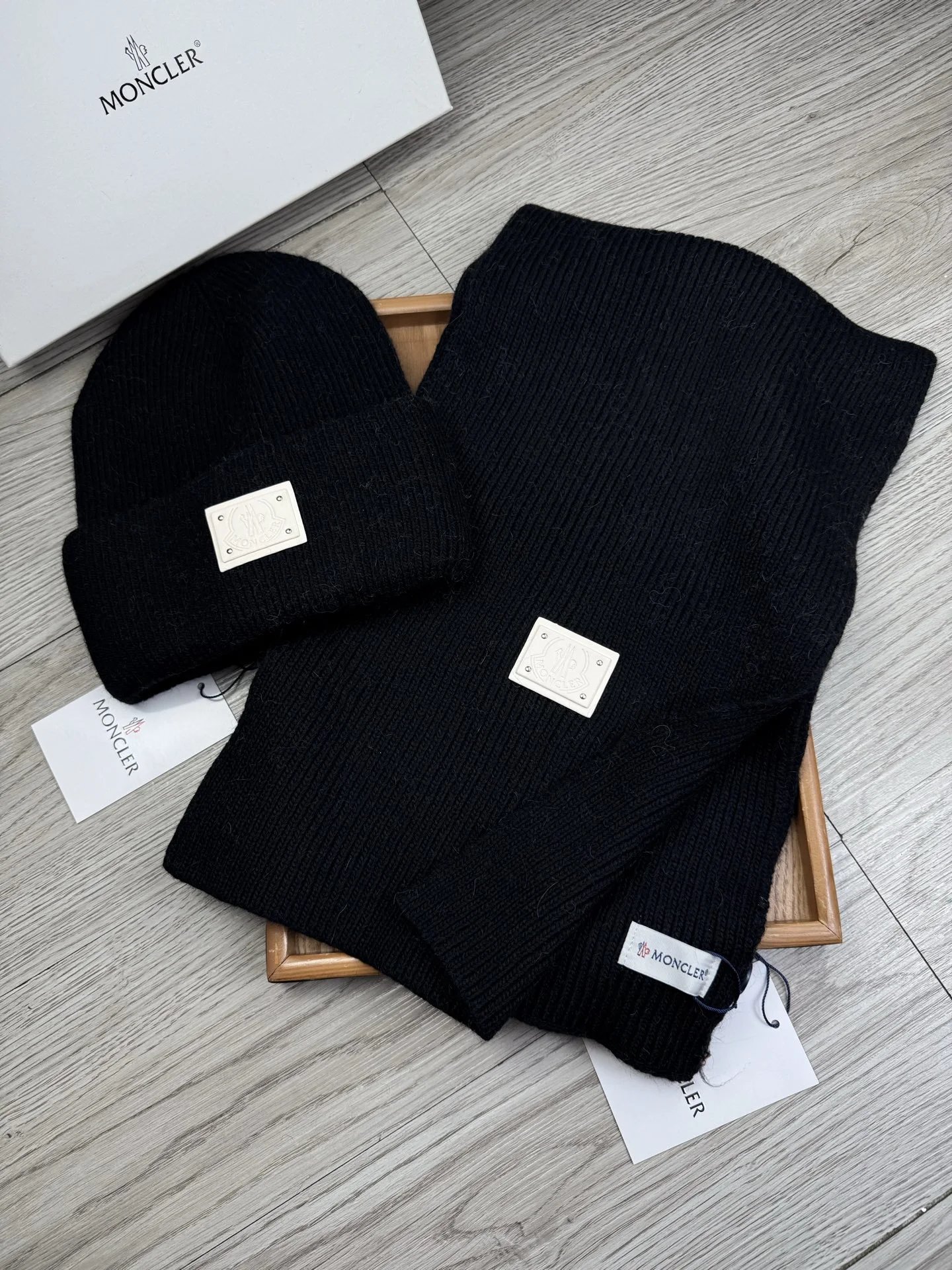 Moncler Wool Rabbit Fur Scarf & Hat Set Ver.A — QC