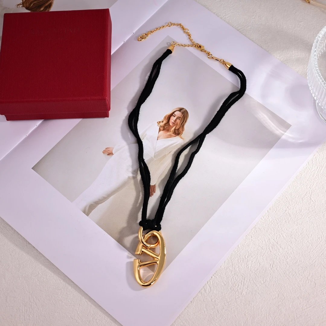 Valentino Necklace — photo 4