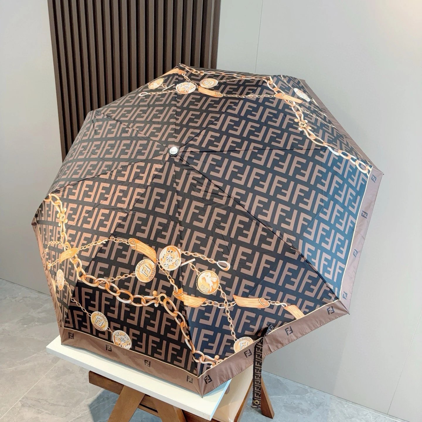Fendi UV Protection Folding Umbrella Ver.E — Photo 8