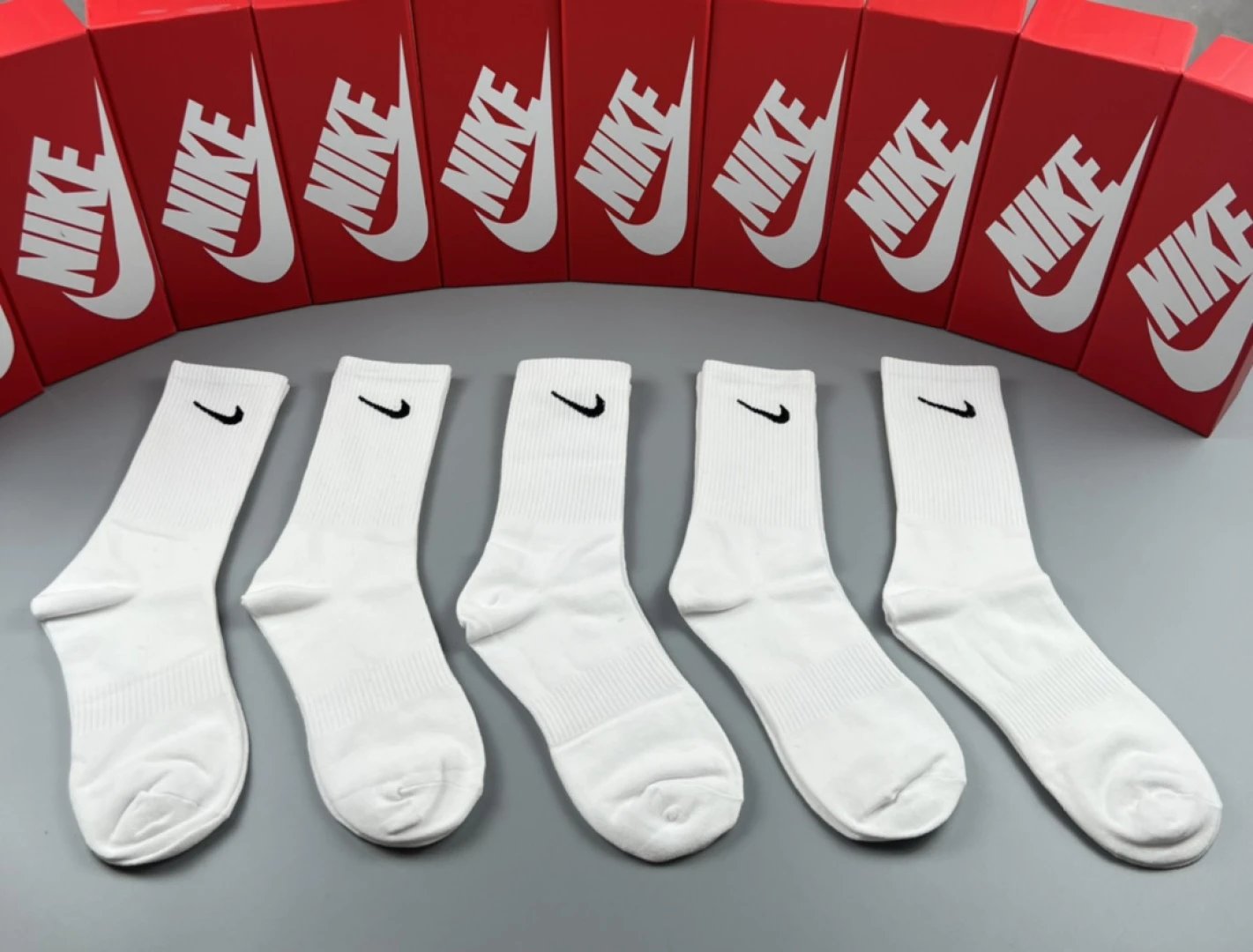 Nike Crew Socks Ver.D — photo 2