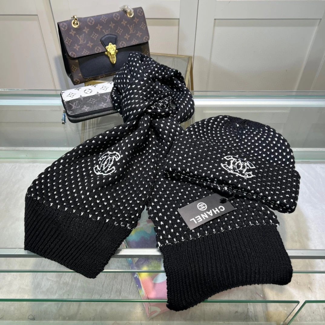 Gucci Cashmere Scarf & Hat Set Ver.H — QC