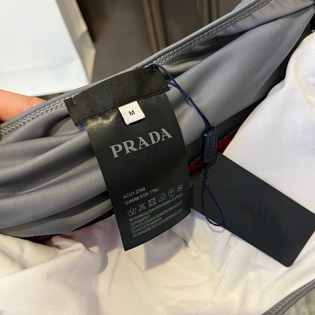 Prada One-Piece Swimwear Ver.A — Zdjęcie 5