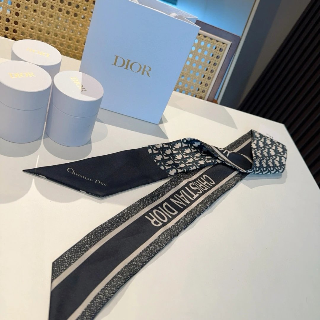 Louis Vuitton Silk Hair Ribbon Ver.E — Photo 5