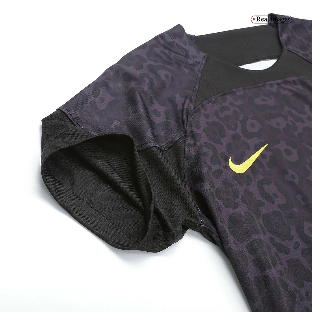 Brazil 2022 Goalkeeper Jersey — Photo 7