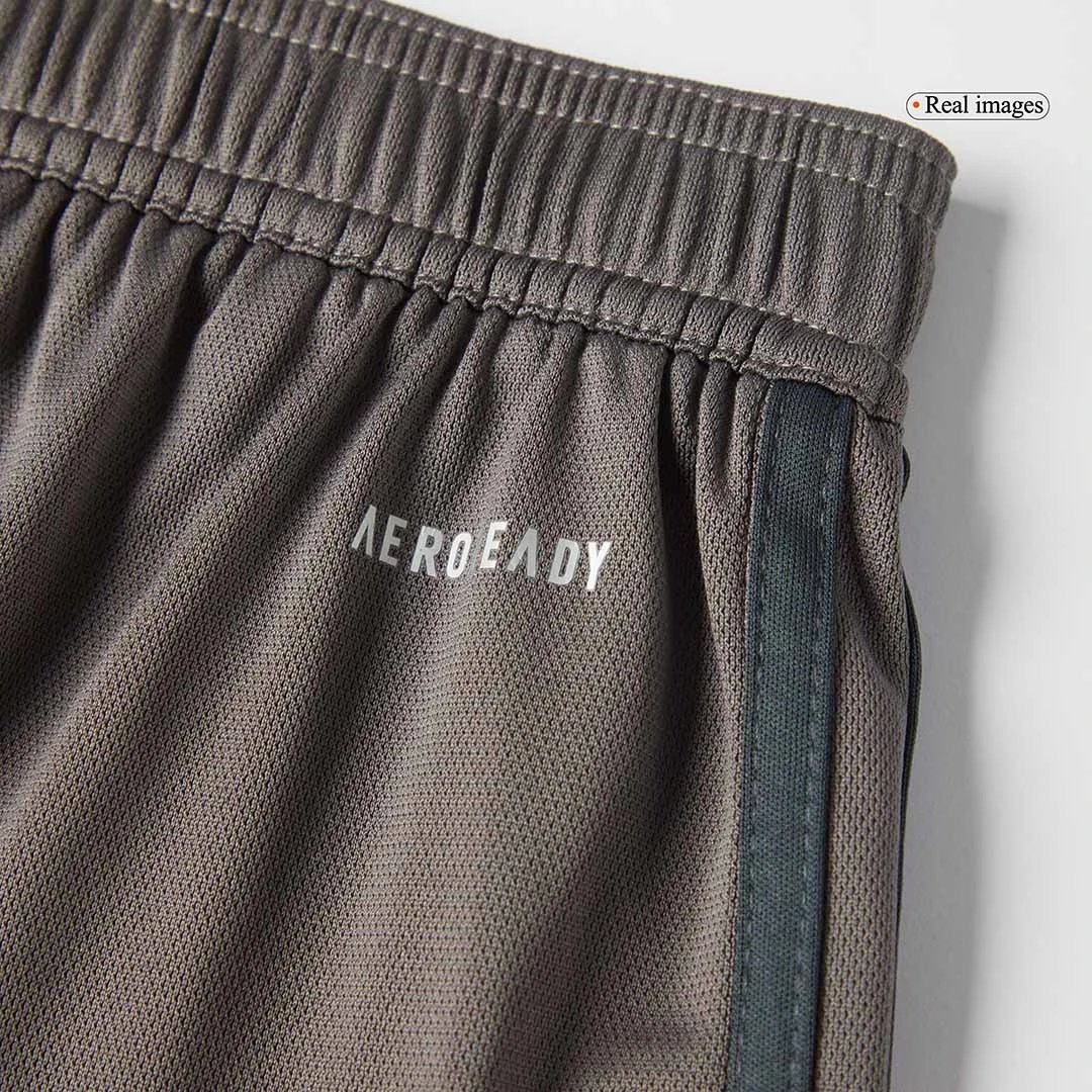 Real Madrid 2024 Third Away Soccer Shorts 25 — Zdjęcie 9