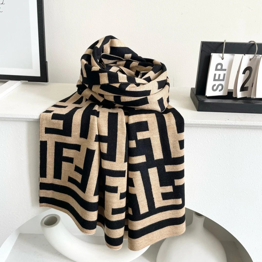 Fendi Cashmere Scarf Ver.G — QC