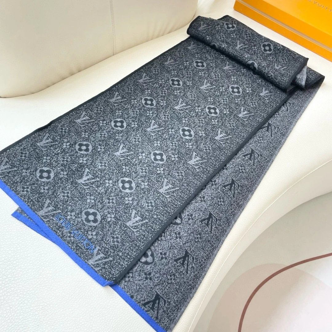 Louis Vuitton Cashmere Scarf Ver.F — QC