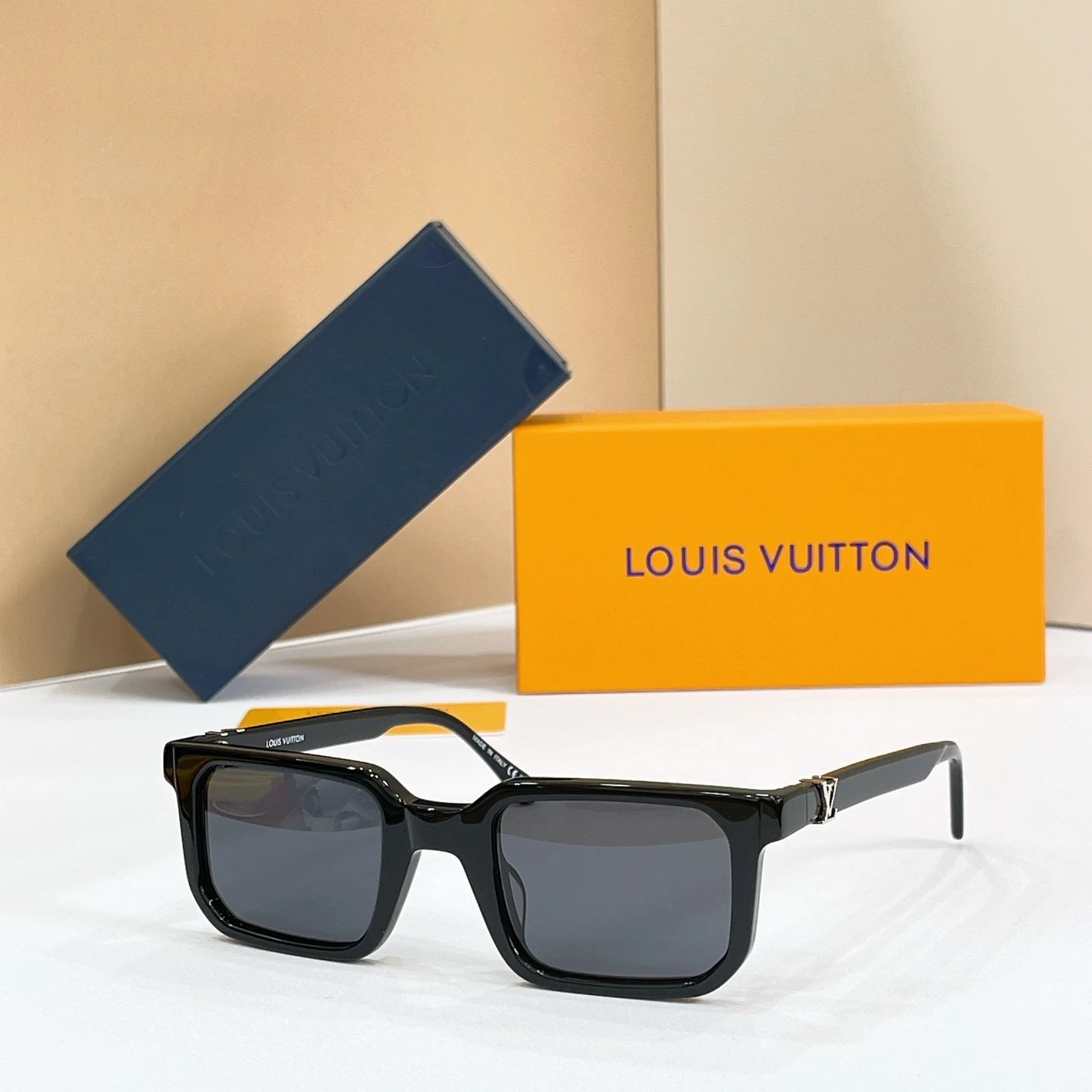 Louis Vuitton Z3262U Sunglasses 51-25-140 Ver.B — QC