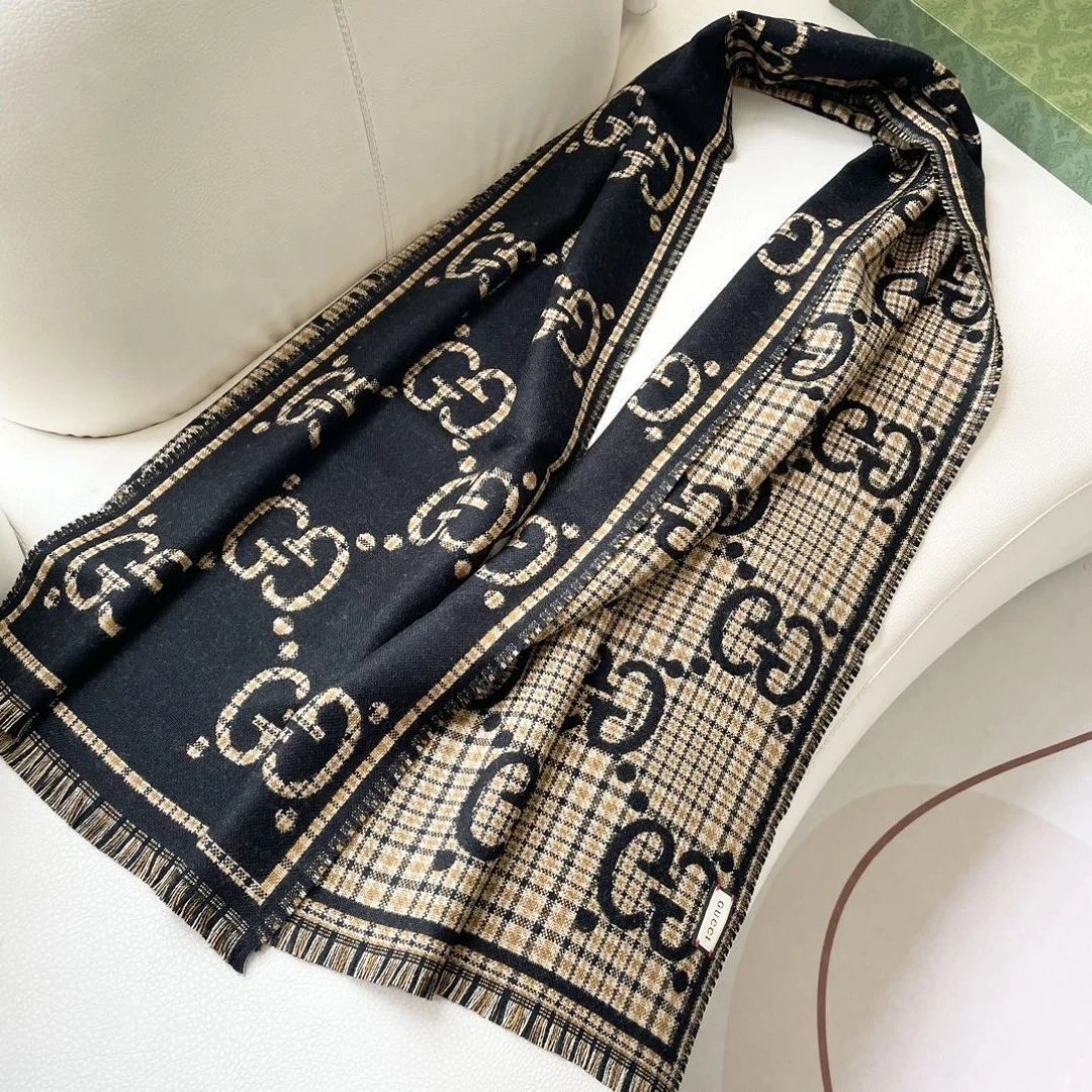 Gucci Cashmere Shawl Ver.E — Photo 5