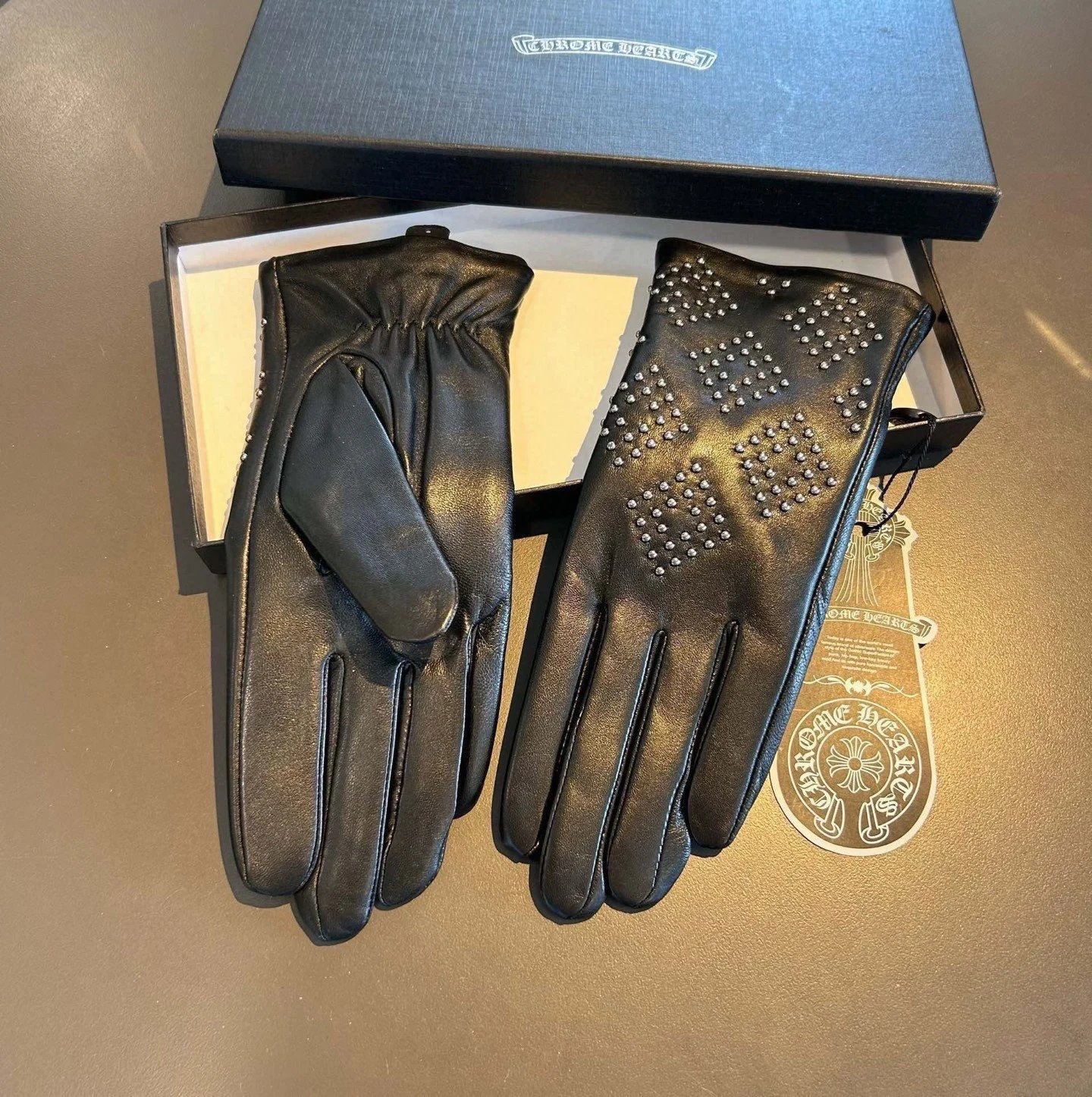 Chrome Hearts Lambskin Cashmere Gloves Ver.B — QC