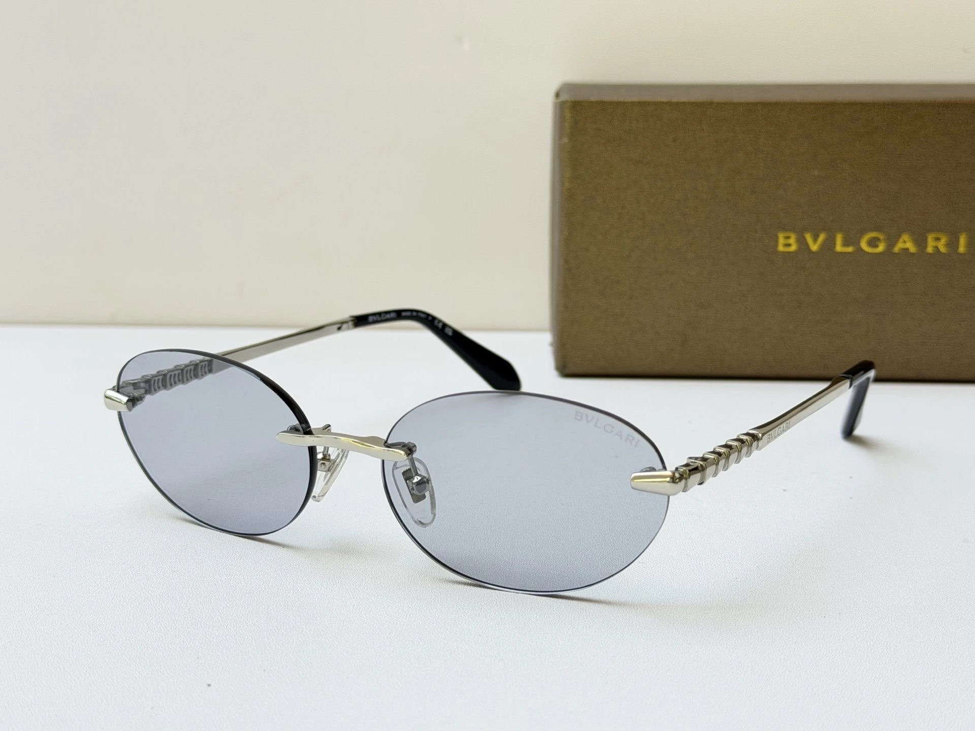 Bvlgari BV50070U Sunglasses 56-16-145 Ver.C — Zdjęcie 5