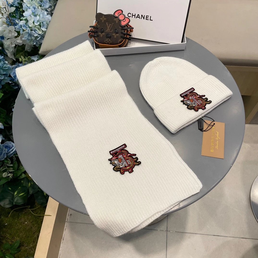 Burberry Scarf & Hat Set Ver.C — Photo 4