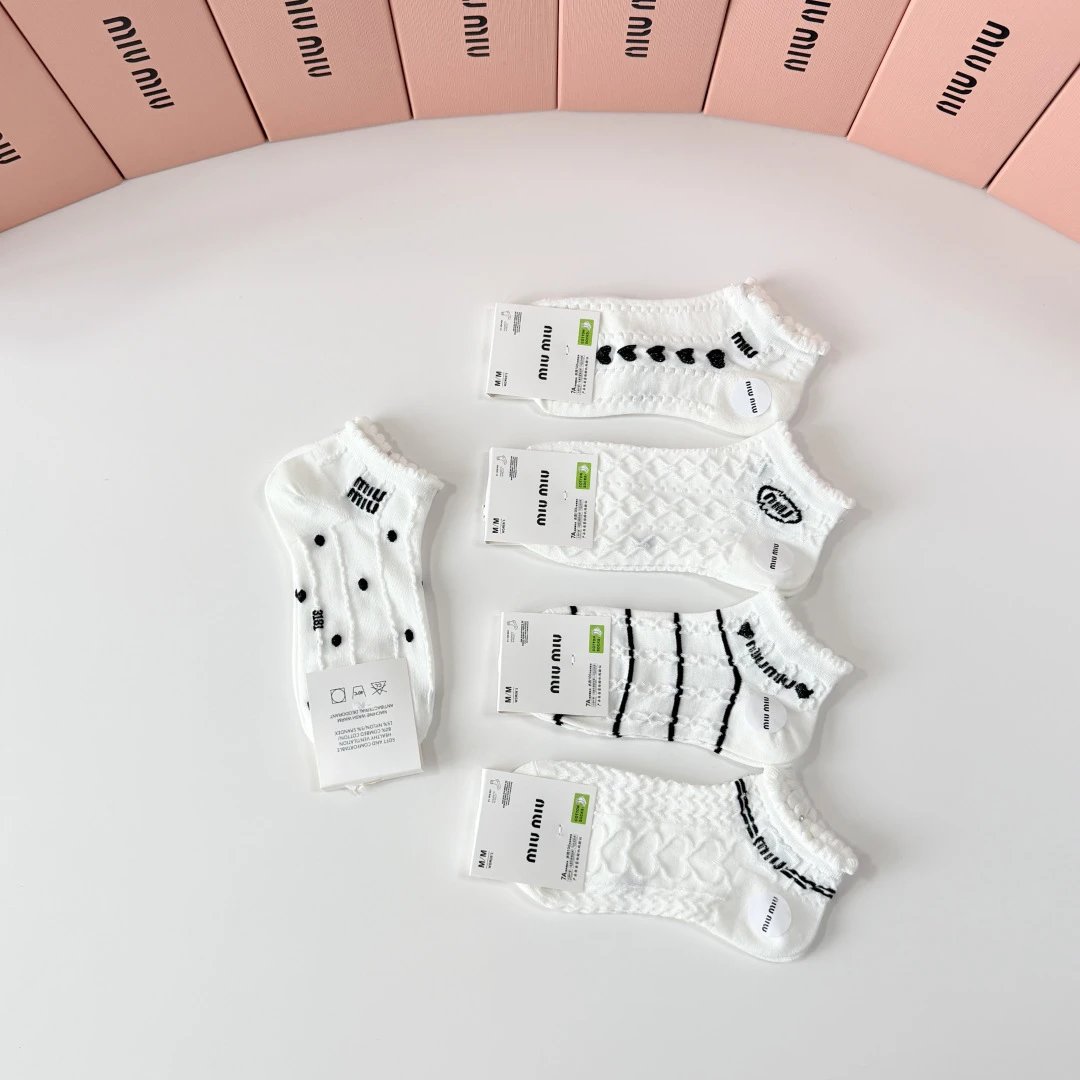 Miu Miu Classic Quarter Socks 5-Pair Box — photo 6