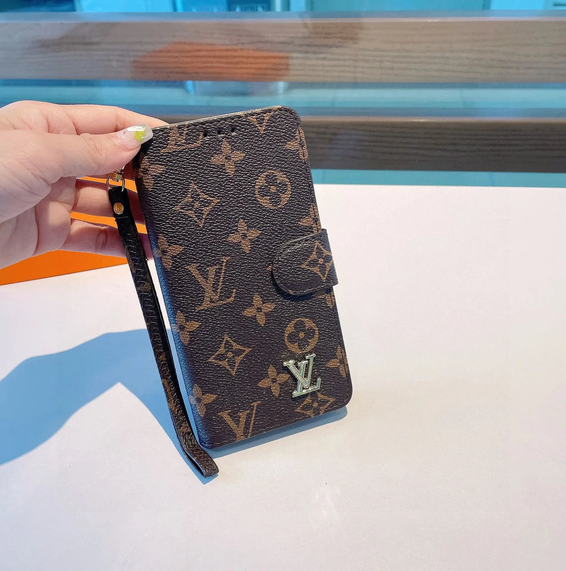 Louis Vuitton Phone Case Ver.N — QC