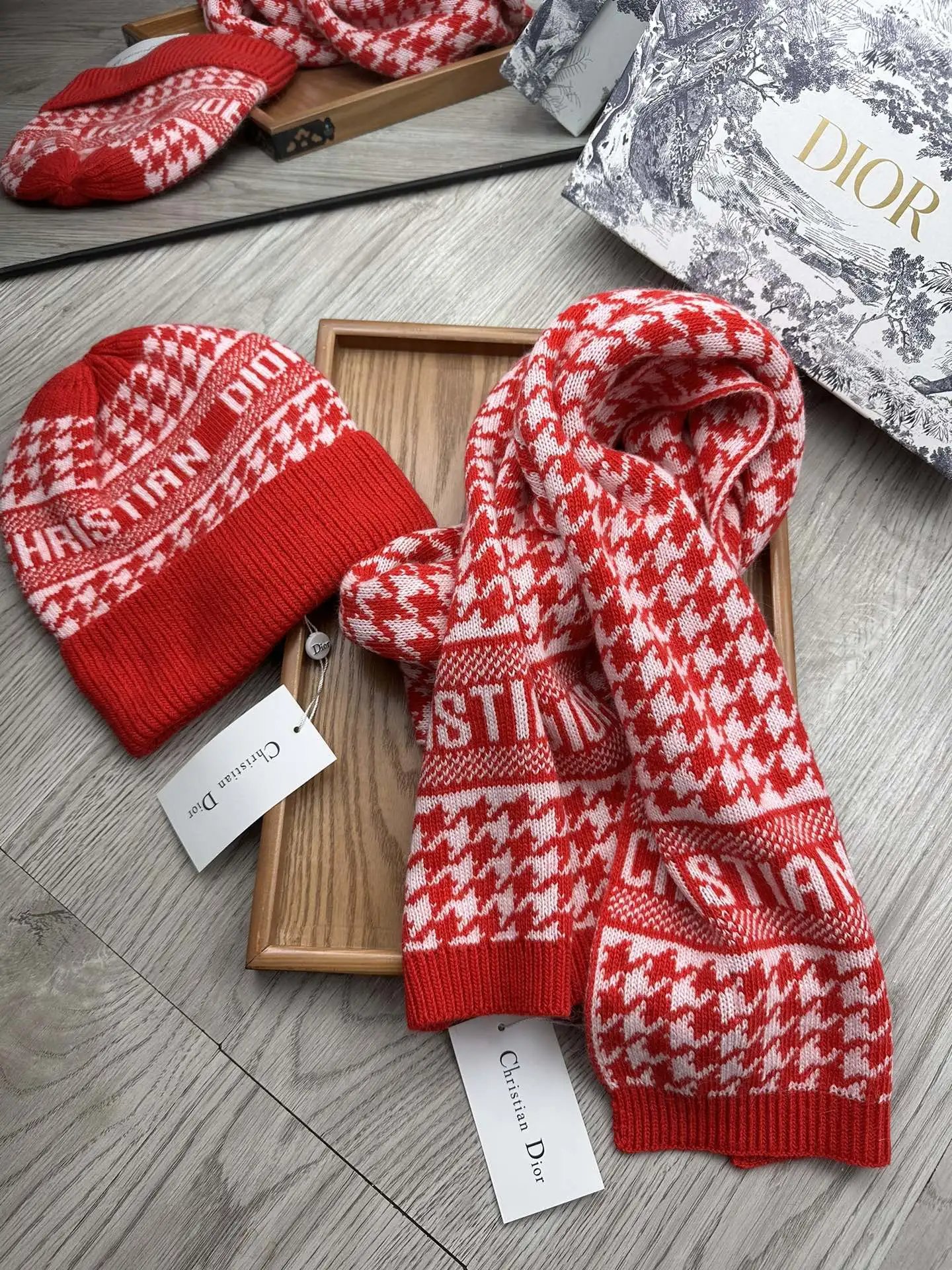 Dior Wool Rabbit Fur Scarf & Hat Set Ver.D — Photo 9