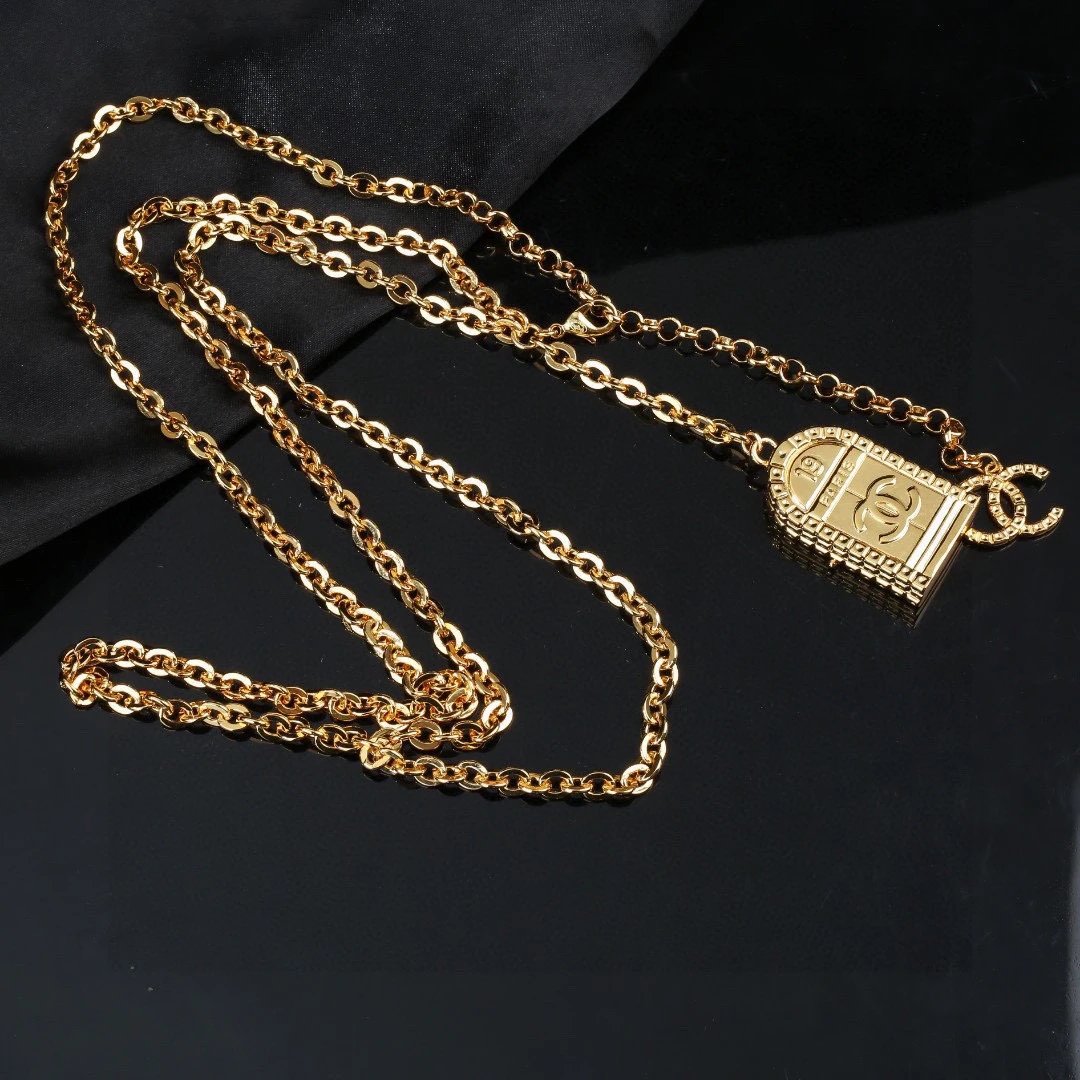 Chanel Waist Chain Ver.H — QC