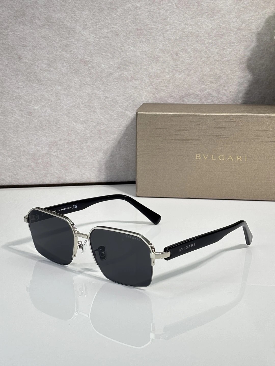 Bvlgari BV40089U Sunglasses 59-16-145 Ver.A — Photo 4
