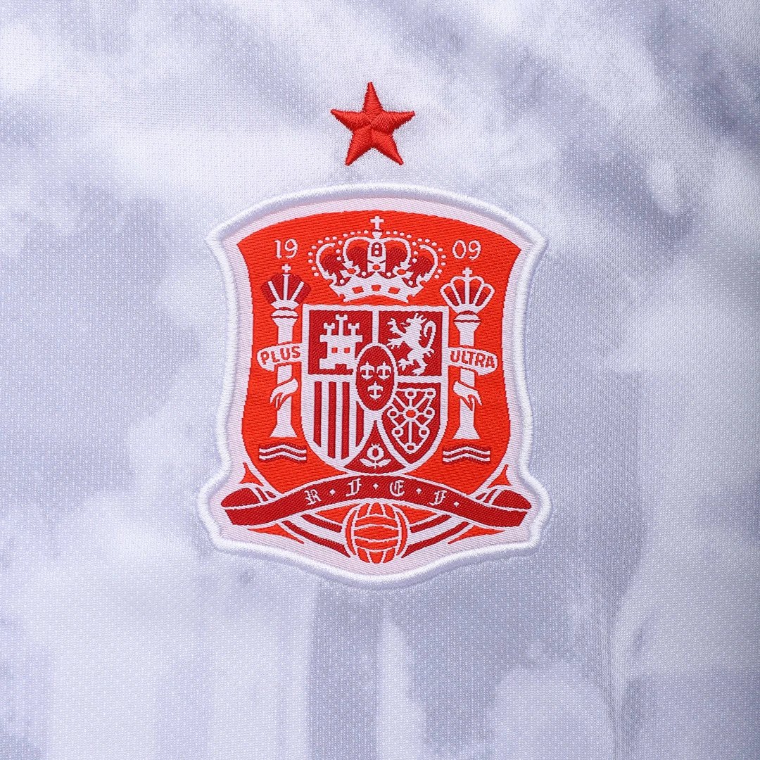 Spain 2021 Away Jersey — photo 4