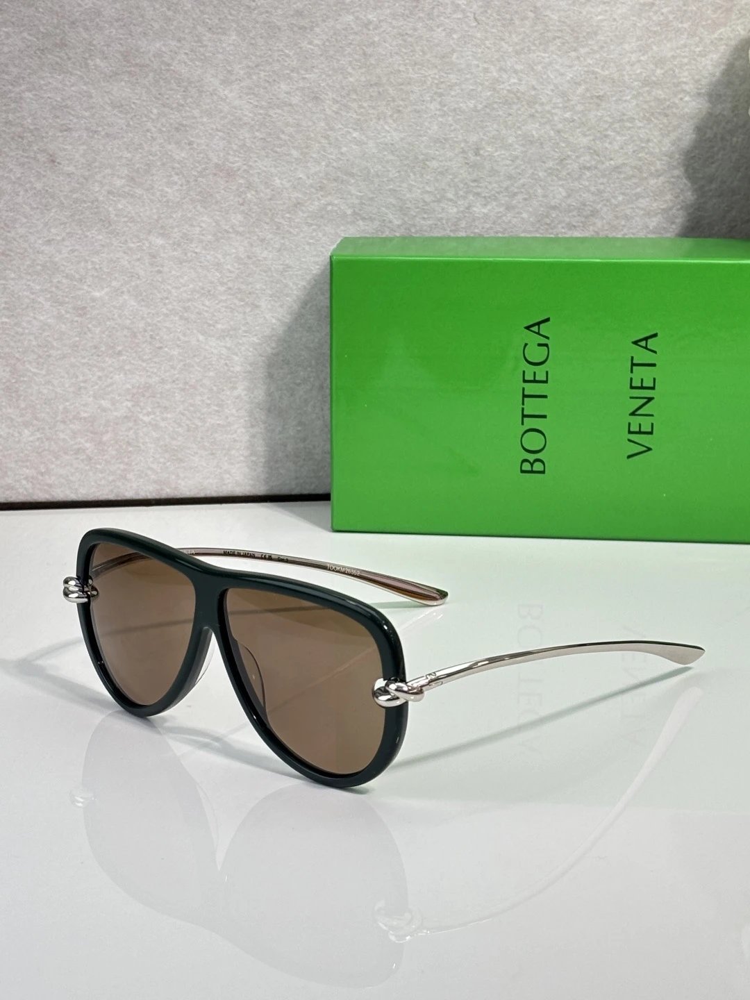 Bottega Veneta BV1513S Sunglasses 60-10-145 — photo 3