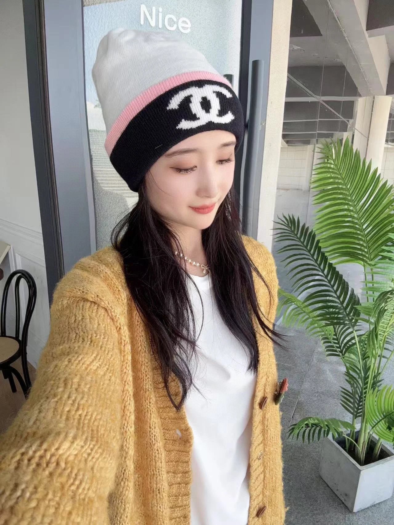 Chanel Scarf & Hat Set Ver.D — Zdjęcie 9