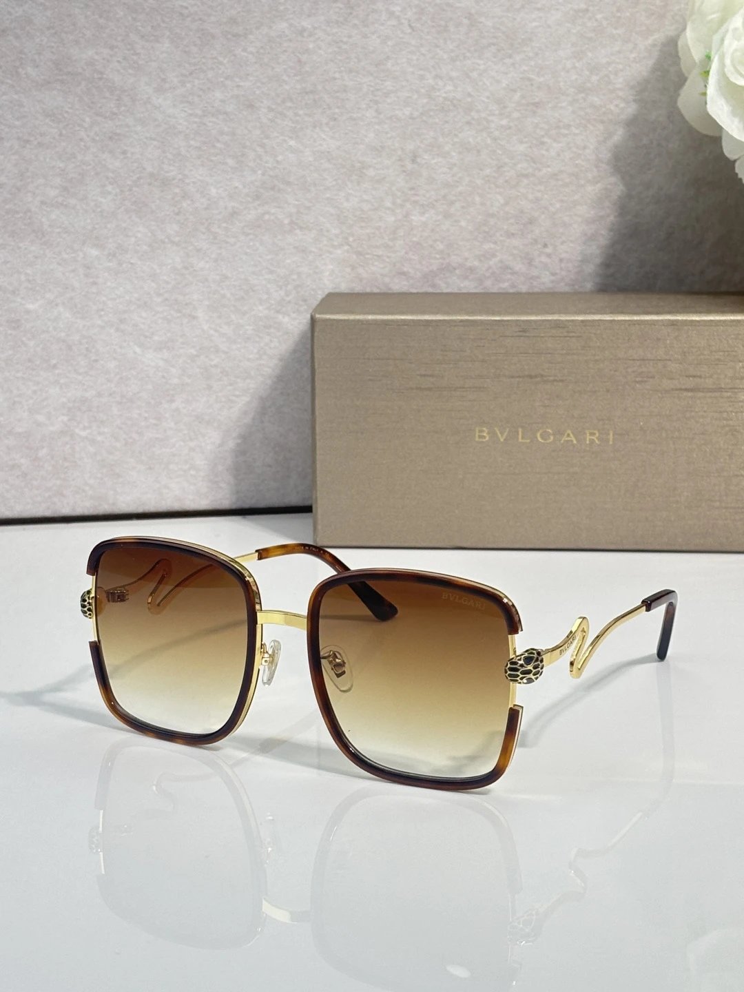 Bvlgari BV8880 Sunglasses 55-20-145 — photo 2