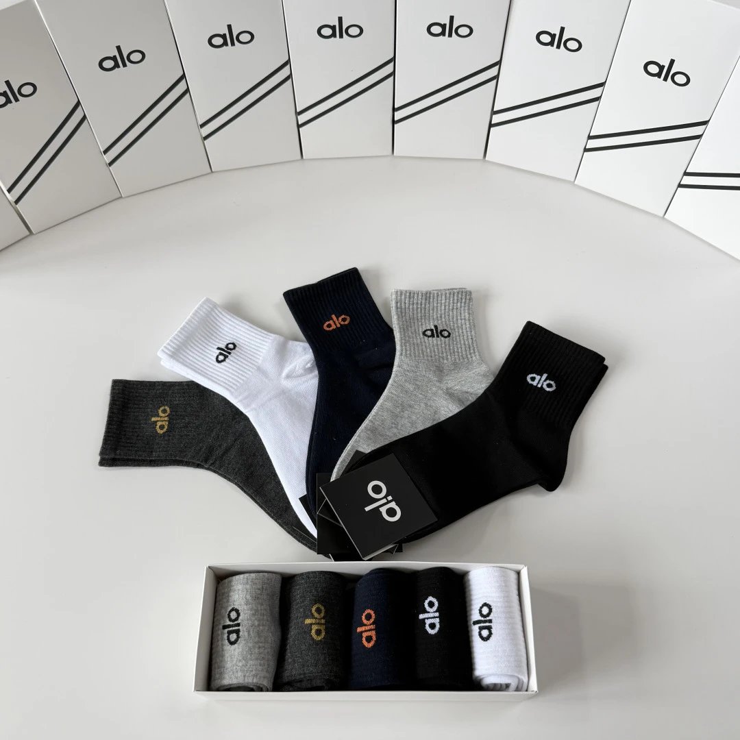 ALO Crew Socks 5-Pair Box Ver.A — QC