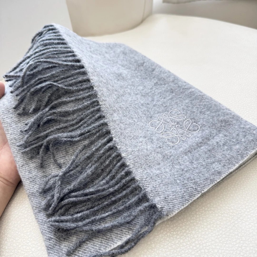 Loewe Cashmere Scarf Ver.G — QC