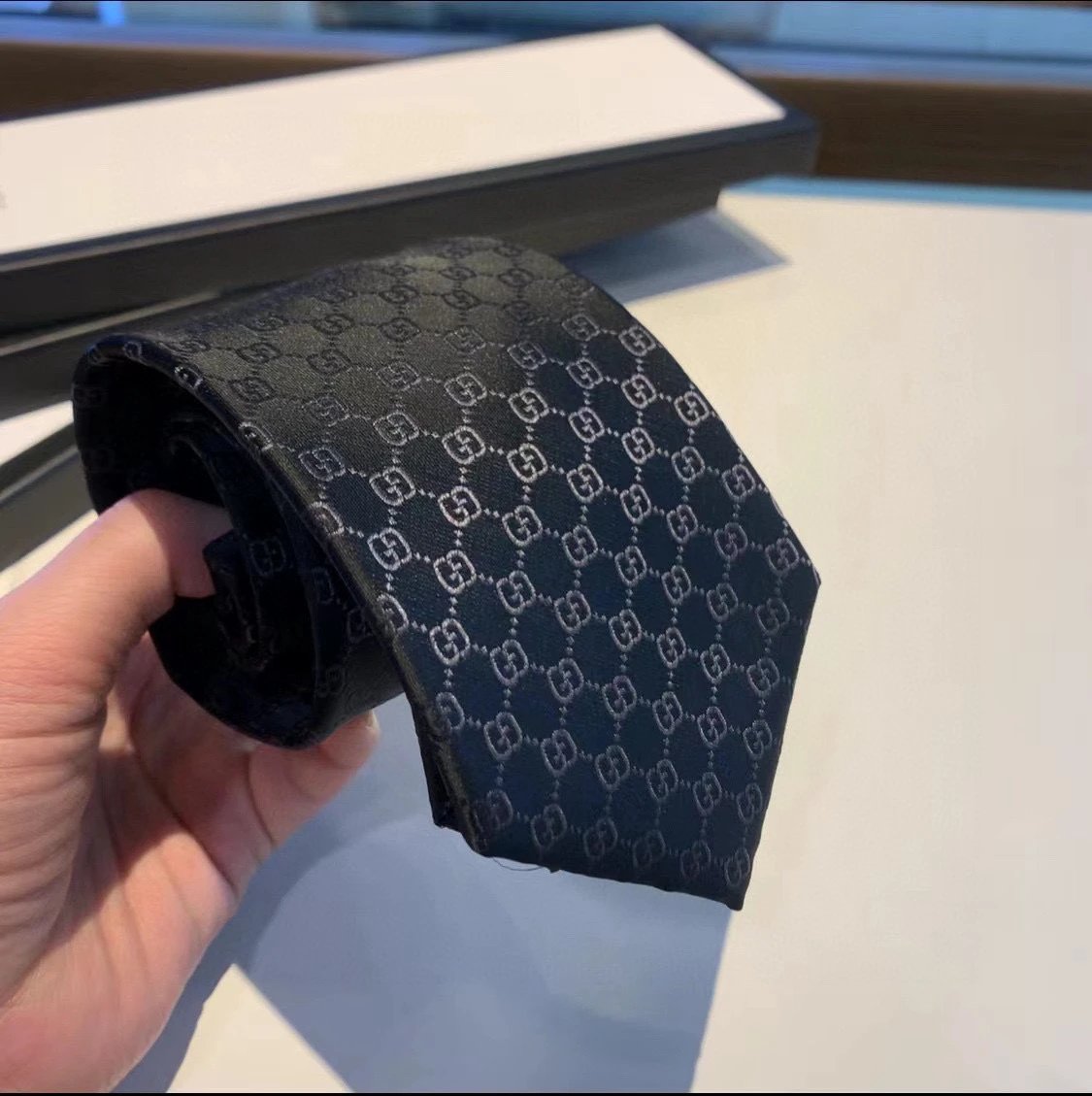 Gucci Tie Ver.B — Photo 3