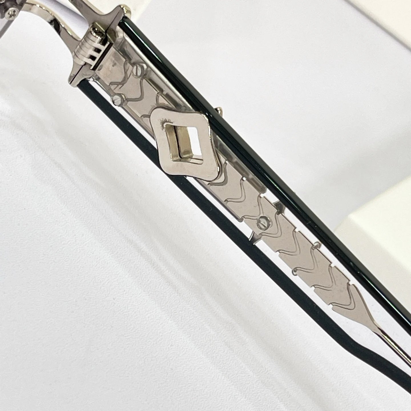 Gentle Monster MANIFESTO Optical Frame — Zdjęcie 6