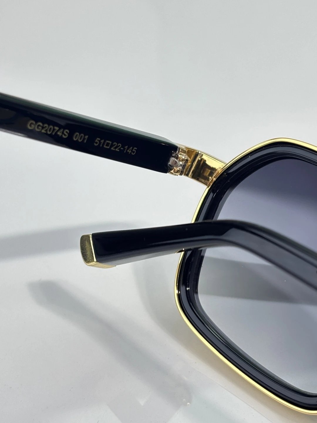 Gucci GG2074S Sunglasses 51-22-145 — photo 7